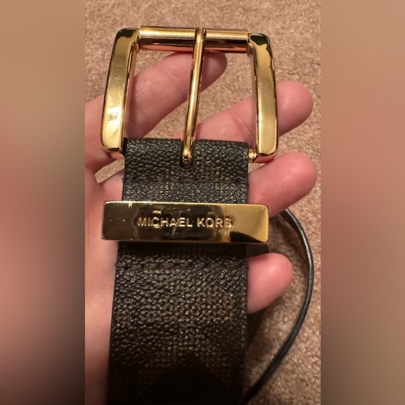 Michael Kors Womens Belt with Gold Buckle⭐️ - Picture 3 of 16